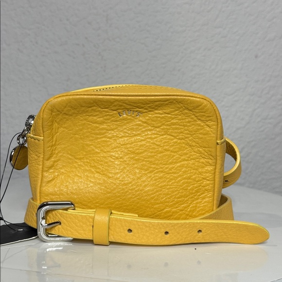 LEVI’S DIANA MUSTARD YELLOW PEBBLED LEATHER BELT CROSSBODY BAG **NWT** - Picture 9 of 10